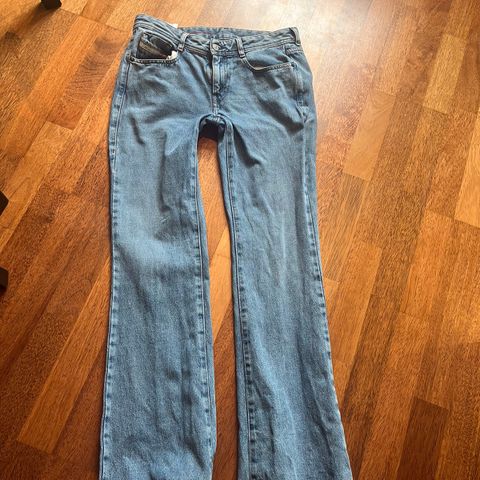 Jeans Diesel 1969 str 29’’ lengde 30’’