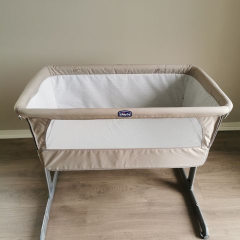 Babyseng bedside crib - Chicco next to me