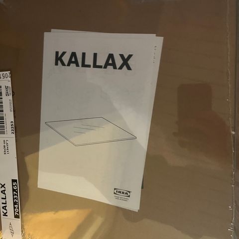 Ny glasshylle til Kallax hyllene fra IKEA