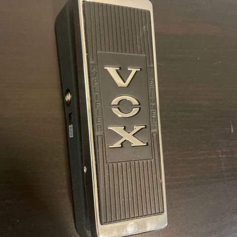 Vox v847 wah