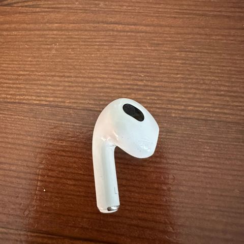 AirPods gen 3 venstre