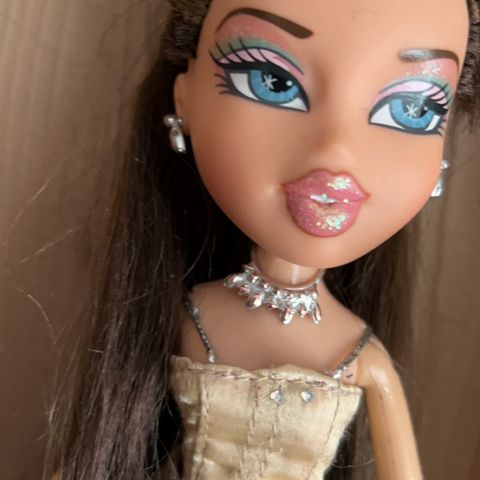 Bratz formal funk