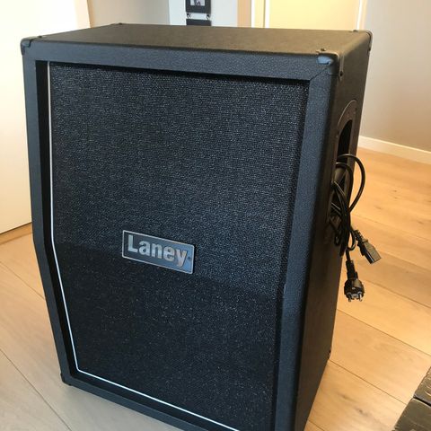 Laney LFR-212 Strømdrevet Høyttaler-kabinett