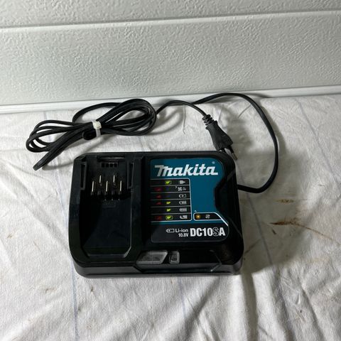 Makita DC10SA Batteri lader