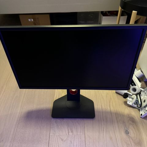 Selger Zowie 240Hz gaming skjerm XL2546K