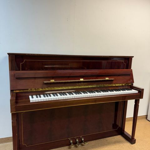 Schimmel piano (frakt og stemming inkl.)