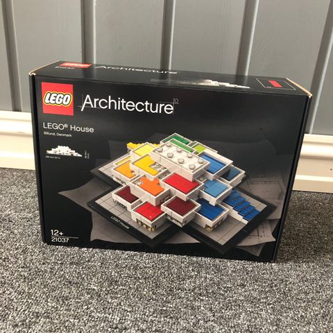 Lego House - 21037