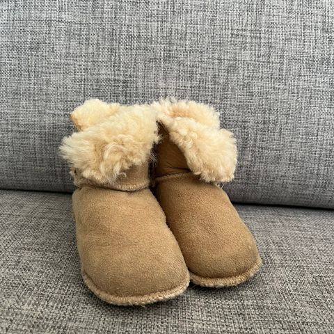 Ugg babytøfler