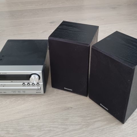 Panasonic høytalere og stereo