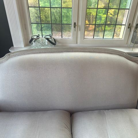 Nydelig Laura Ashley toseters sofa