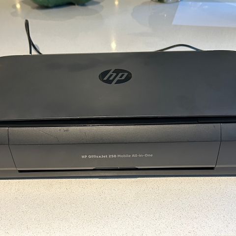 HP OfficeJet 250 Mobile All-in-One printer