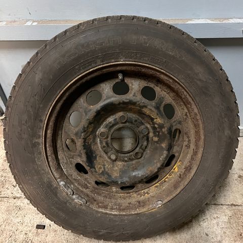 195/65 r15 Vinterdekk 1 stk