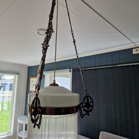 Gammel taklampe