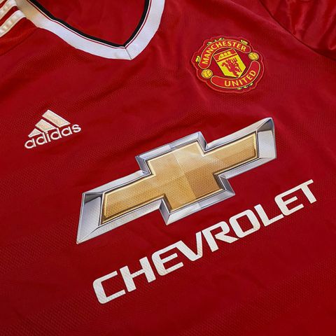 Manchester United drakt str M (2015/16)