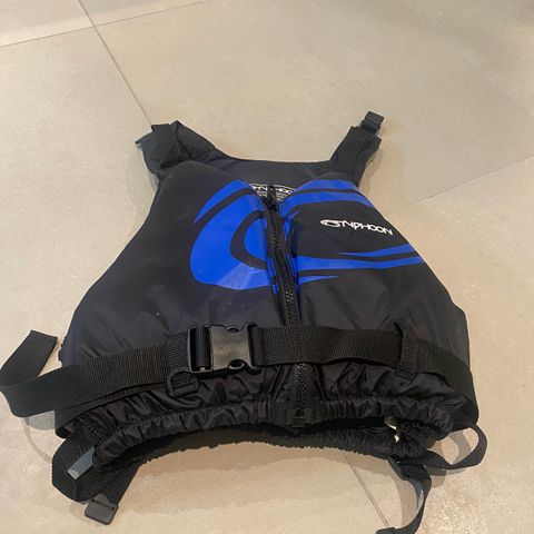 Kajakkvest / seilvest TYPHOON. 70kg+