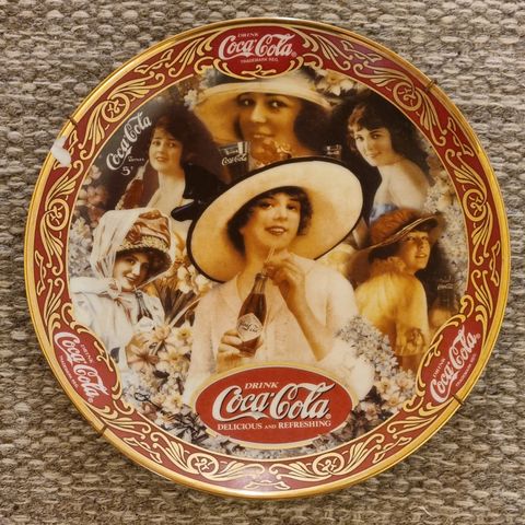 Flott Coca-Cola tallerken - Franklin Mint