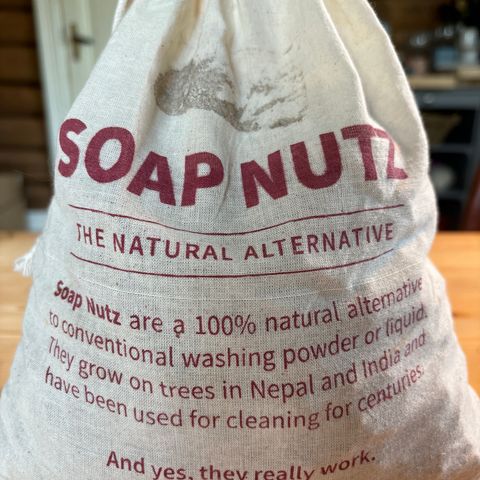 Såpenøtter, soap nuts til å vaske klær