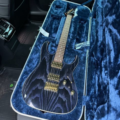 Ibanez RG421HPAH ink. Gitarkassa