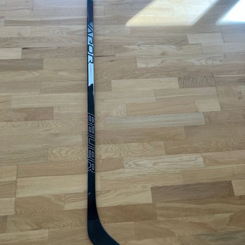 Ny Bauer Vapor 3X 65flex p28 int hockeykølle