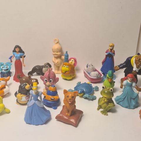 20 stk Diverse Søte Leker - Disney og mye Annet Retro