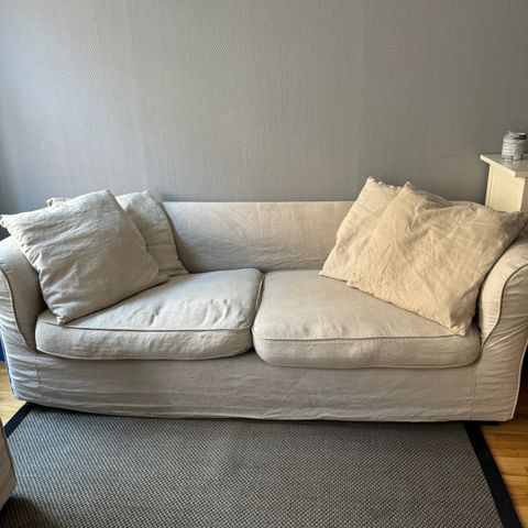 Sofa 2,5 + 1,5 seter fra Home & Cottage selges