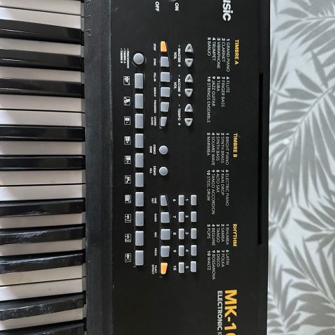 Gear4music MK-1000 keyboard med stativ