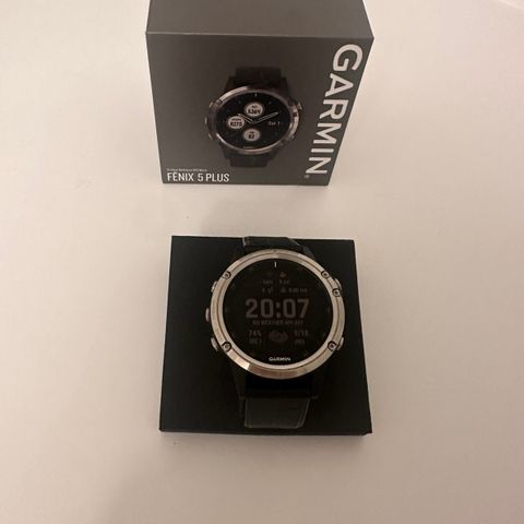 Garmin Fenix 5 plus