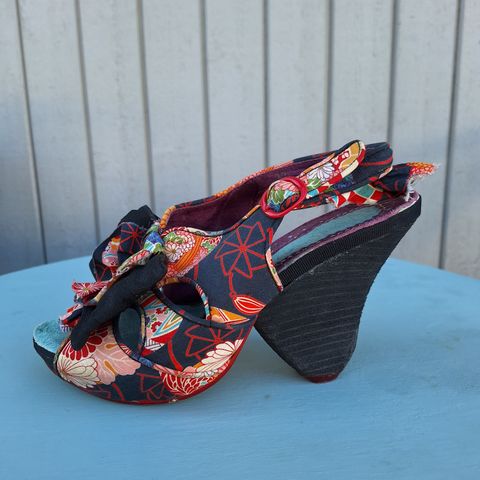 Irregular Choice str 37