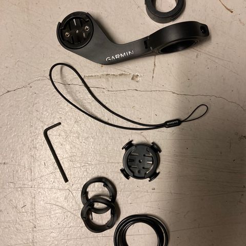 Garmin Edge out front mount + Garmin brakett for sykkelcomputer