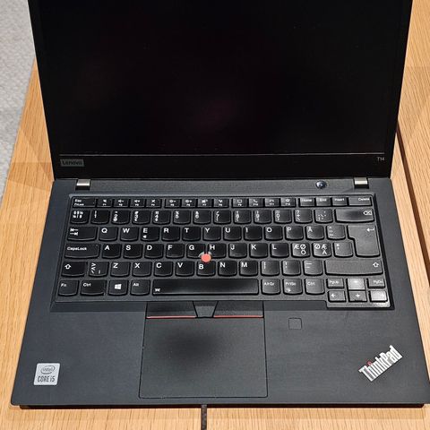 Lenovo T14 Bærbar pc