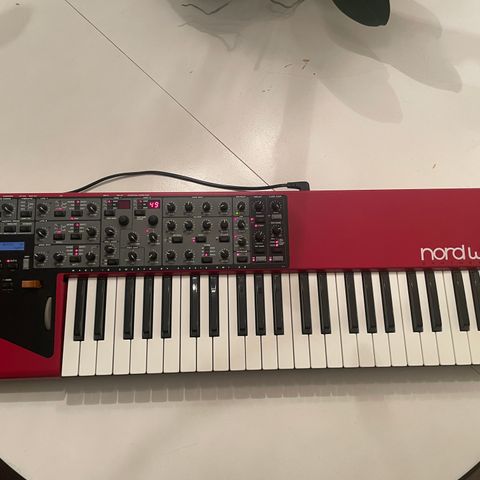 Clavia Nord Wave