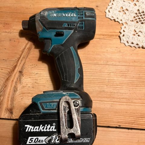 Makita slagskrutrekker 18vDTD152Z