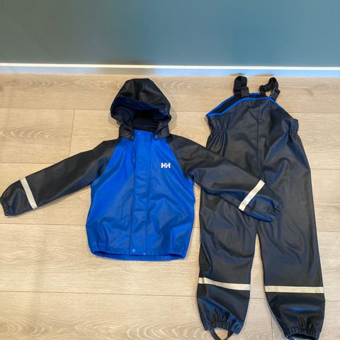 Helly Hansen fôret regntøy str. 122