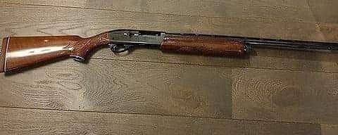 Hagle 1/2 aut. Halvaut remington. Kaliber 12.