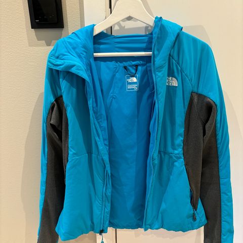 The North Face tynn mellomlagsjakke