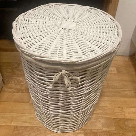 Laundry basket