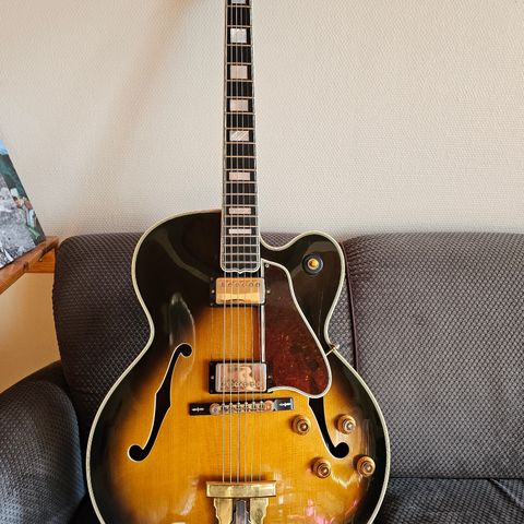 Gibson L5 Custom.