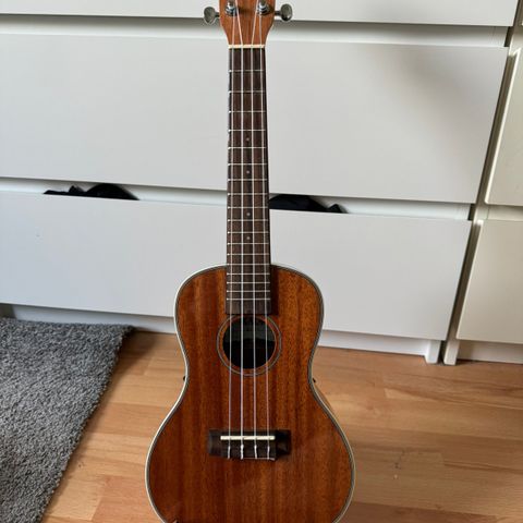 Ukulele kala ka-cg