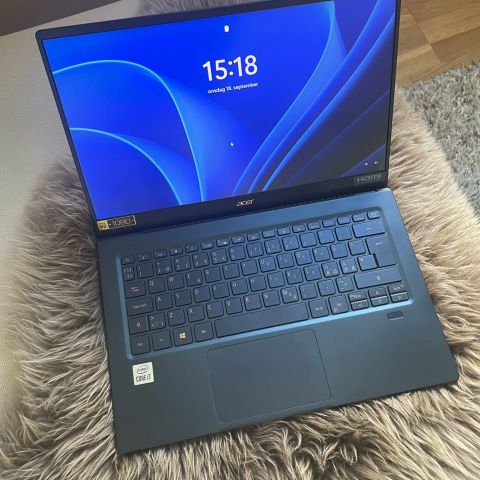 Acer Swift 5 14", i7, 16GB, 512GB