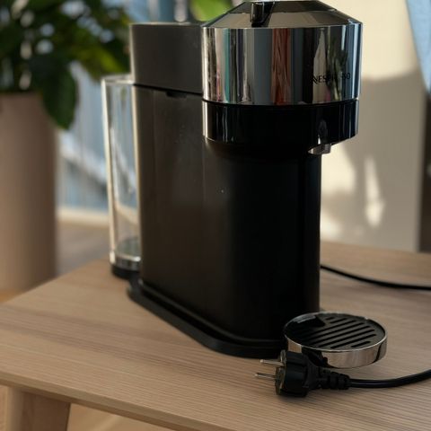 Nespresso Vertuo Next Pure Chrome