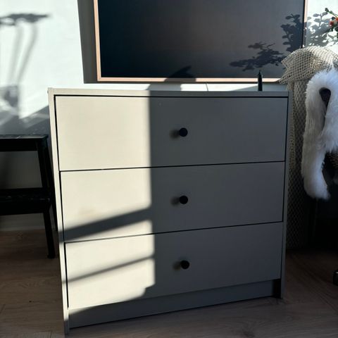 IKEA kommode selges