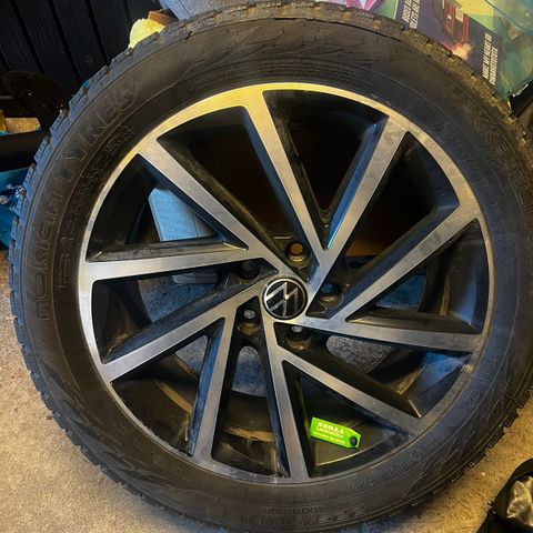 VW Spielberg 18’’ med nokian vinterdekk