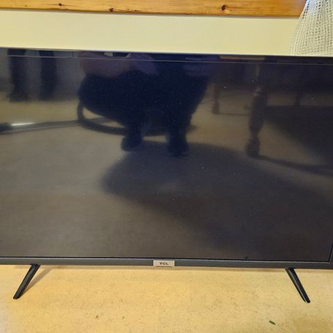 32" TCL TV