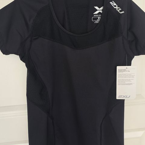 2WU Short Compression Top Womens