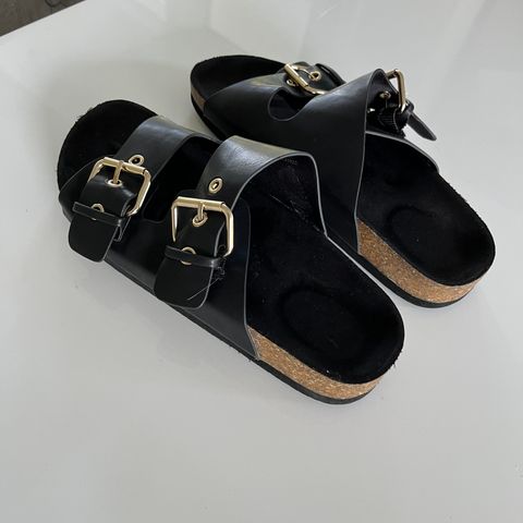 Sko slippers sandaler str 36 som nye