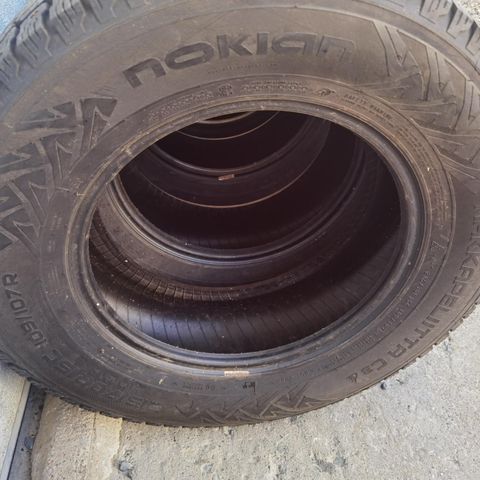 Nokian hakkapeliitta C3 215/70R15C