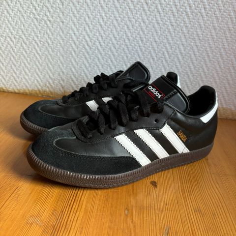 Adidas samba