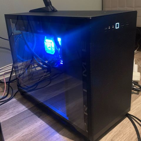 Gaming-PC (i7 14700k, 850w, 2tb m.2 SSD, 360mm aio, uten GPU)