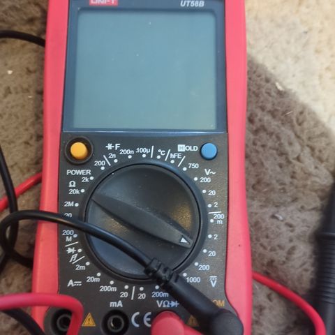 Digitalt multimeter