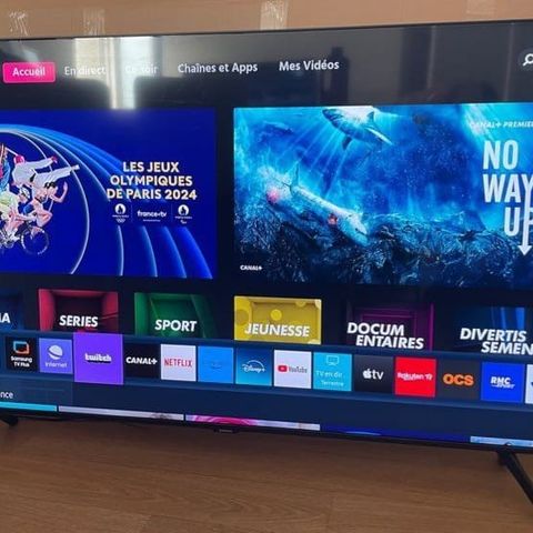 Samsung 4K UHD Smart  TV